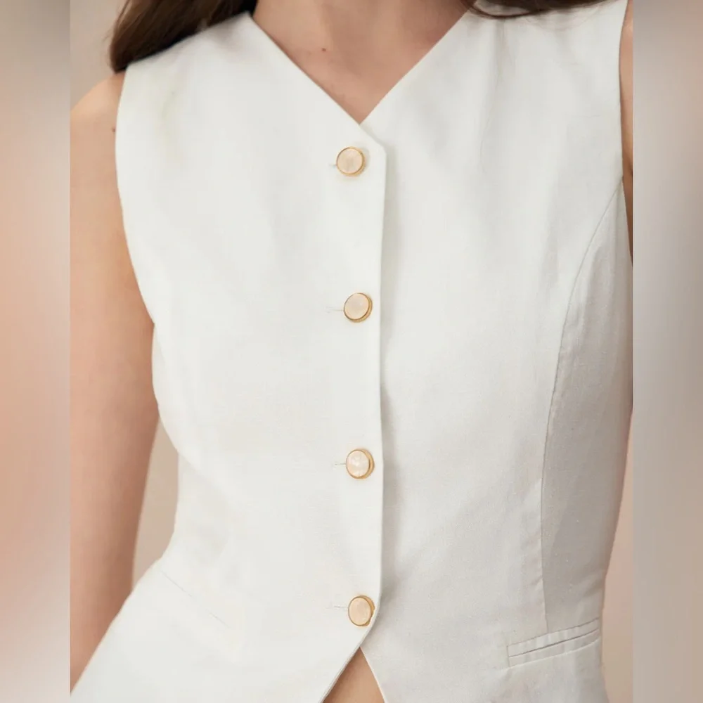 Rihoas White Single-breasted Cotton Vest - Picture 2 of 6